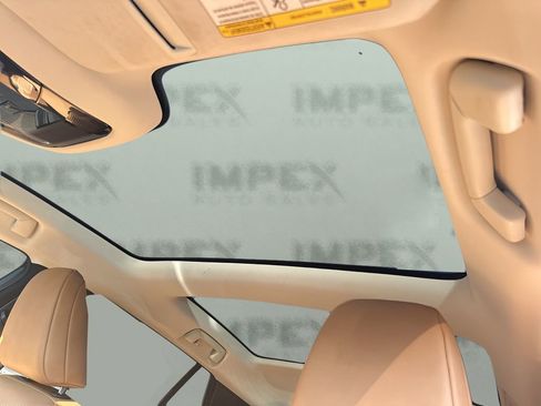 Used 2024 Lexus RZ 300e Premium image 11