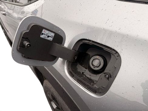 New 2026 Chevrolet Equinox LT w/ Convenience Package II AWD/4WD image 9