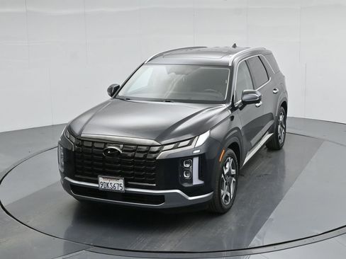 Used 2023 Hyundai Palisade Limited w/ Cargo Package image 39