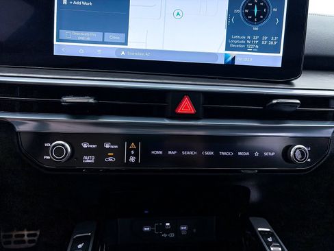 Certified 2024 Kia Sorento SX AWD/4WD image 27