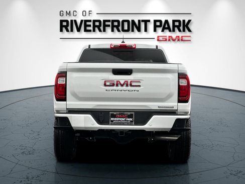 New 2026 GMC Canyon Elevation w/ Convenience Package image 3
