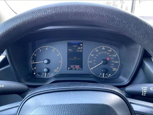 Used 2024 Toyota Corolla LE image 20