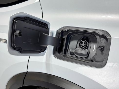 Used 2025 Polestar Polestar 3 image 5