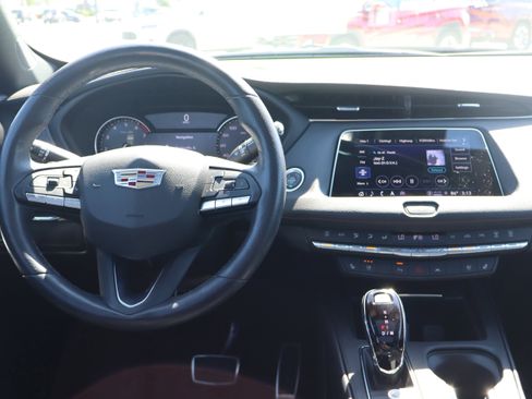 Used 2023 Cadillac XT4 Sport AWD/4WD image 13