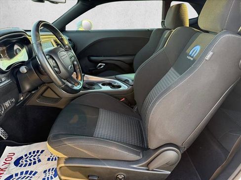 Used 2019 Dodge Challenger R/T Scat Pack w/ Shaker Package image 10