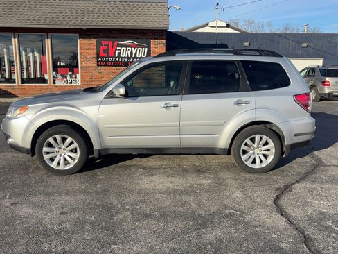 Used 2011 Subaru Forester 2.5X Limited w/ Popular Equipment Group 4B image 4