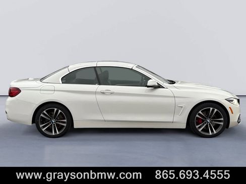 Used 2020 BMW 440i xDrive Convertible image 2