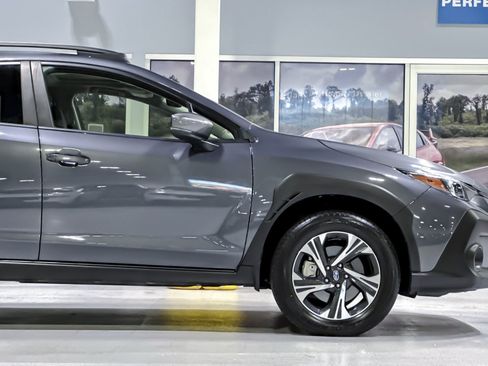 Used 2024 Subaru Crosstrek 2.0i Premium AWD/4WD image 34