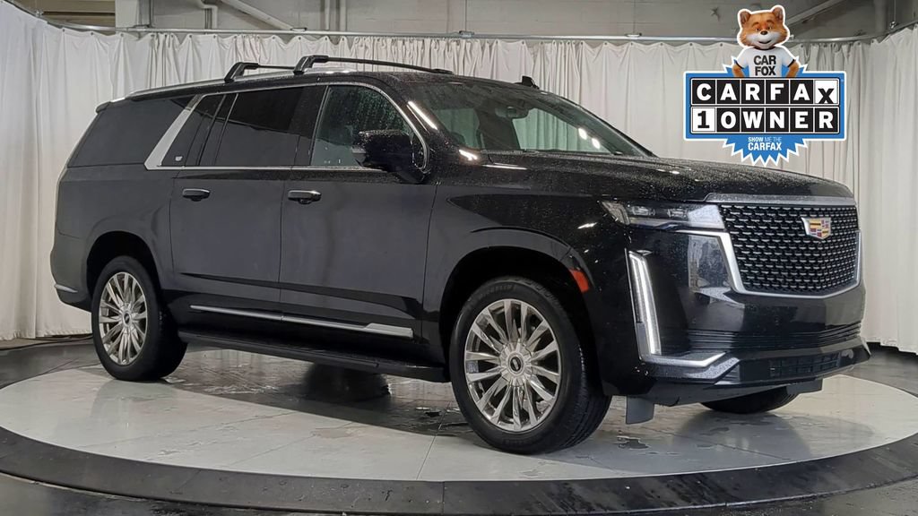 Used 2023 Cadillac Escalade ESV Premium Luxury AWD/4WD image 2