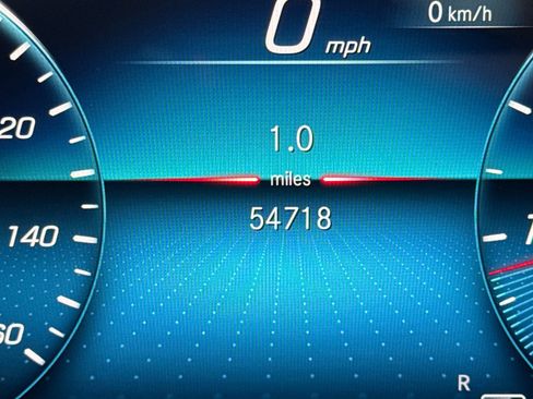 Certified 2022 Mercedes-Benz GLE 350 Silver w/ Premium Package image 28