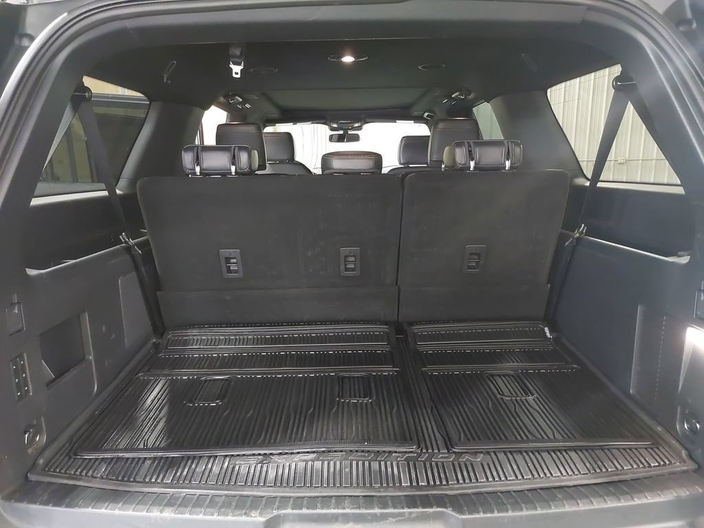 Used 2023 Ford Expedition Max Platinum AWD/4WD image 12