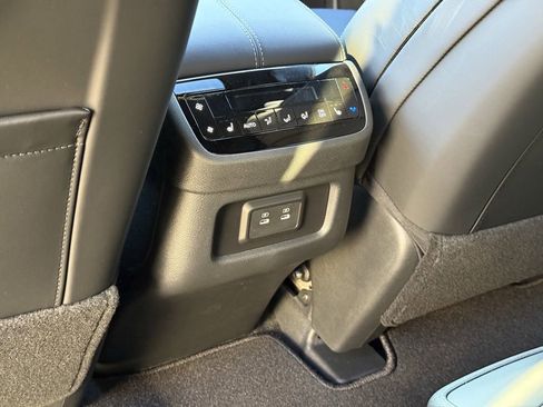 New 2026 INFINITI QX60 Sport image 13