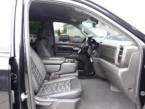 Used 2025 GMC Sierra 1500 Elevation AWD/4WD image 35
