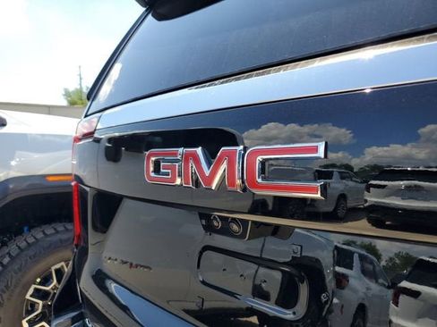 New 2026 GMC Yukon XL Elevation AWD/4WD image 7
