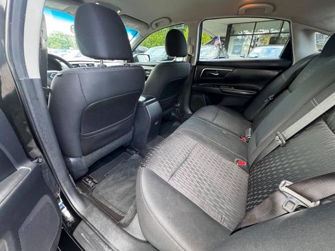 Used 2017 Nissan Altima 2.5 SV FWD image 12