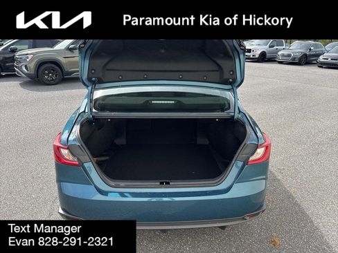 Used 2025 Toyota Camry SE w/ Multimedia Upgrade Package FWD image 10