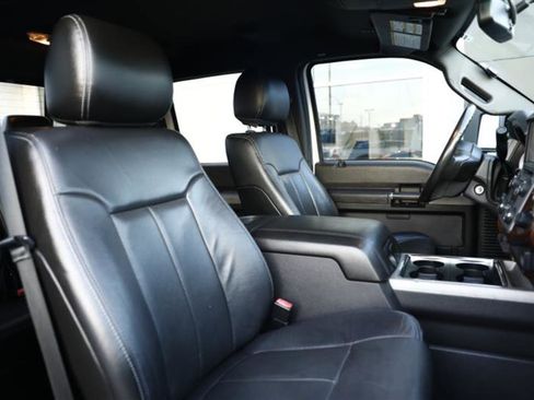 Used 2013 Ford F250 Lariat image 19
