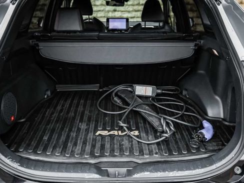 Used 2023 Toyota RAV4 XSE w/ Premium Package AWD/4WD image 18