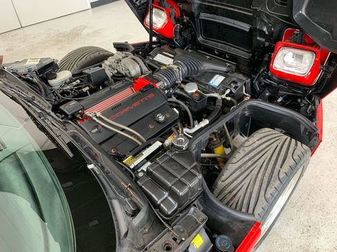 Used 1996 Chevrolet Corvette Convertible image 23