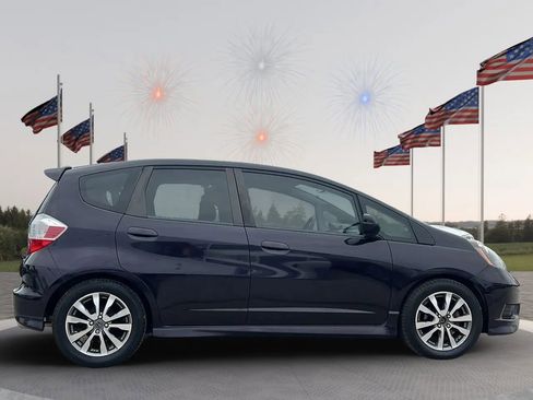 Used 2013 Honda Fit Sport image 8