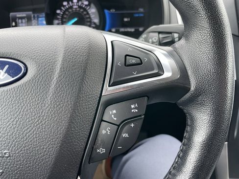 Used 2023 Ford Edge SEL image 20