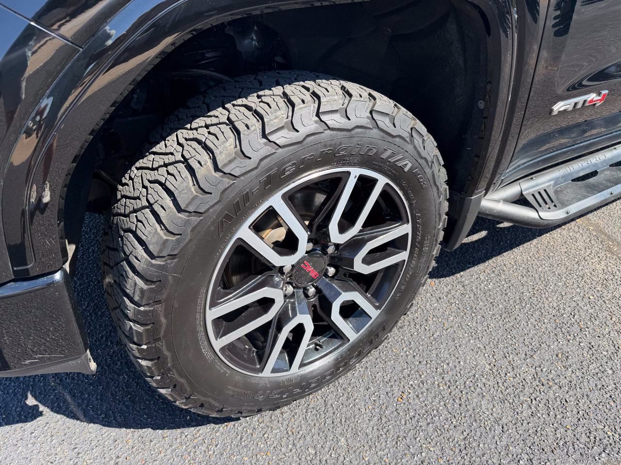 Used 2019 GMC Sierra 1500 AT4 w/ AT4 Premium Package AWD/4WD image 27