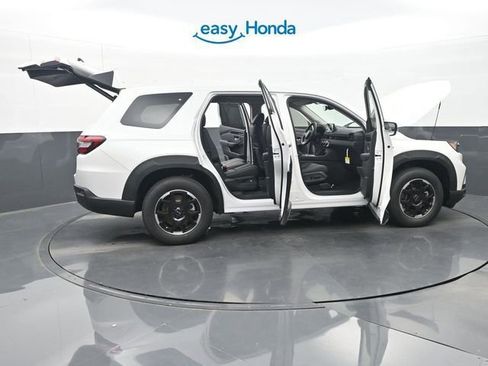 New 2025 Honda Pilot EX-L image 38