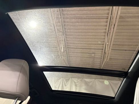 Used 2025 Toyota Grand Highlander AWD Hybrid image 16