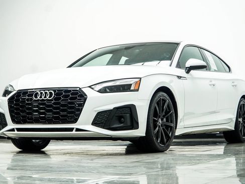 Used 2025 Audi A5 2.0T Premium Plus AWD/4WD image 10