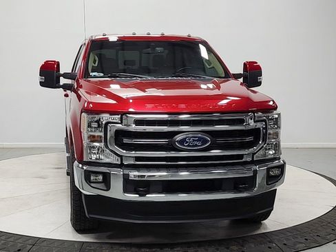 Used 2021 Ford F250 Lariat w/ FX4 Off-Road Package AWD/4WD image 2