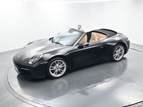 Certified 2022 Porsche 911 Carrera image 43