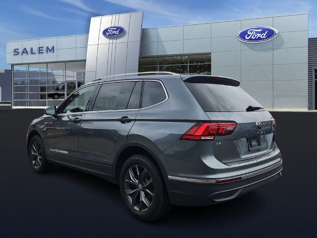 Used 2024 Volkswagen Tiguan SE AWD/4WD image 4