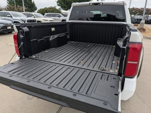 Used 2026 Toyota Tacoma TRD Off-Road AWD/4WD image 29