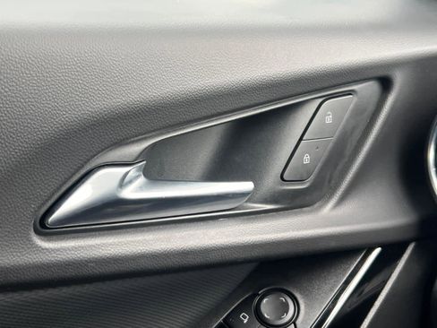 Certified 2025 Chevrolet Equinox LT w/ Safety and Technology Package AWD/4WD image 23