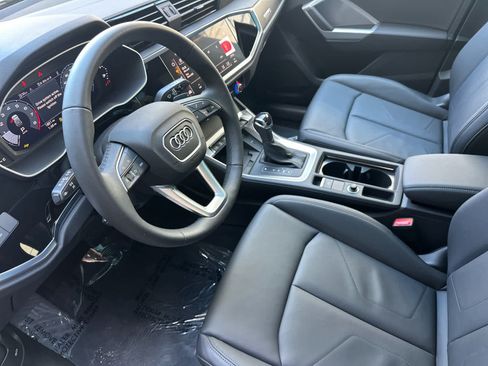 Used 2025 Audi Q3 2.0T Premium w/ Convenience Package AWD/4WD image 11