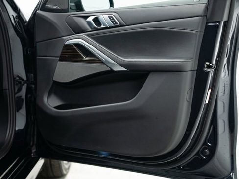 Used 2025 BMW X6 xDrive40i image 30