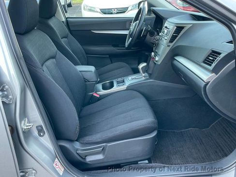 Used 2011 Subaru Legacy 2.5i Premium image 8