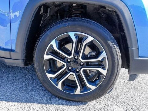 Used 2023 Jeep Compass Limited AWD/4WD image 19