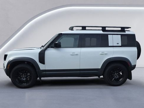 Used 2020 Land Rover Defender 110 SE image 6