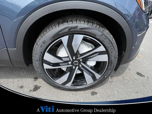 Used 2026 Volvo XC40 B5 Plus w/ Protection Package Premier AWD/4WD image 10