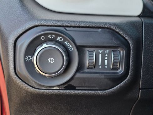 Used 2021 Jeep Wrangler Unlimited Sport AWD/4WD image 20