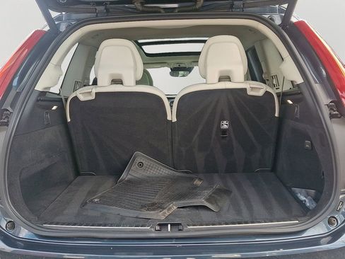 Used 2020 Volvo XC90 T6 Momentum image 29