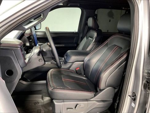 Used 2024 Ford Expedition Limited image 34