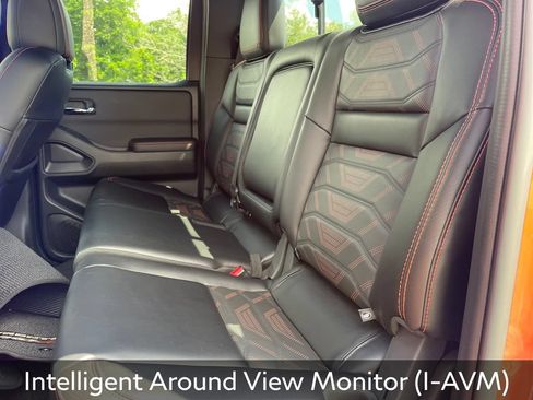 Used 2025 Nissan Frontier PRO-4X w/ Pro Premium Package AWD/4WD image 11