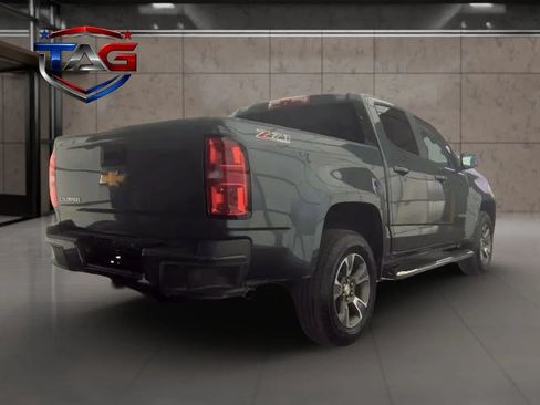 Used 2015 Chevrolet Colorado Z71 AWD/4WD image 3