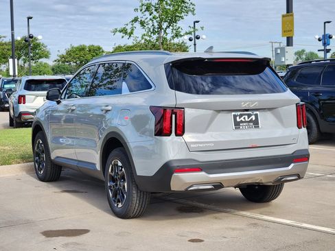 New 2026 Kia Sorento S w/ S Panoramic Sunroof Package AWD/4WD image 3