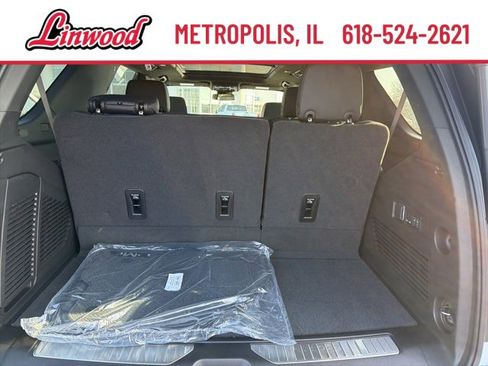 New 2026 GMC Yukon Denali w/ Sun & Power Step Package image 16