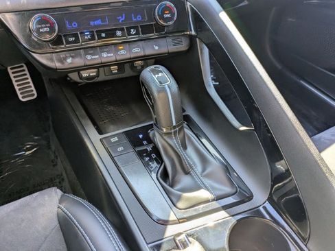 Used 2022 Hyundai Elantra N image 15