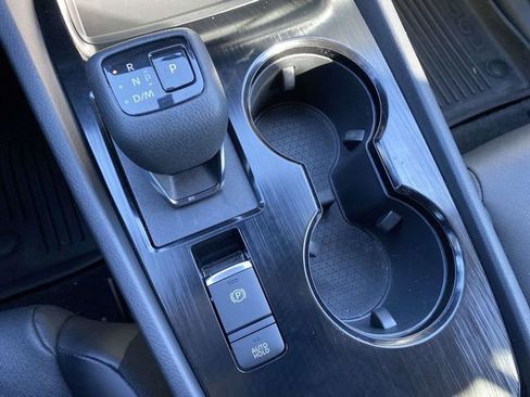 Used 2023 Nissan Rogue SV w/ SV Premium Package image 33