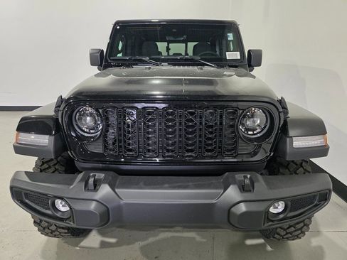 New 2025 Jeep Gladiator Sport AWD/4WD image 10